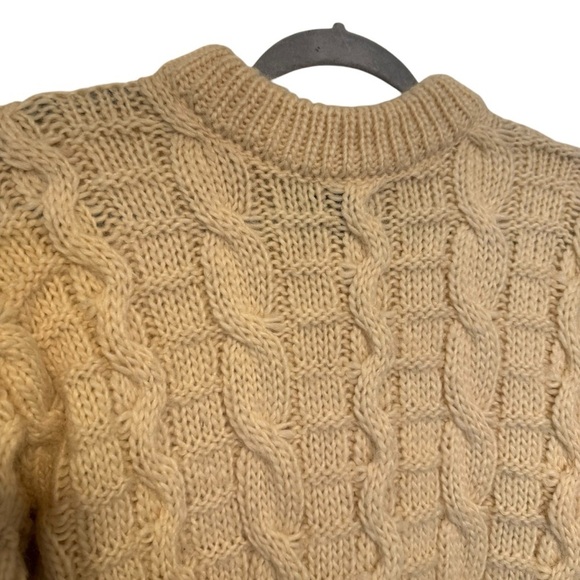 Les-knit ltd. Icelandic wool crewneck cable knit fisherman sweater M vintage - Picture 3 of 10